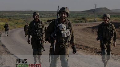 soldiers assault a Palestinian child