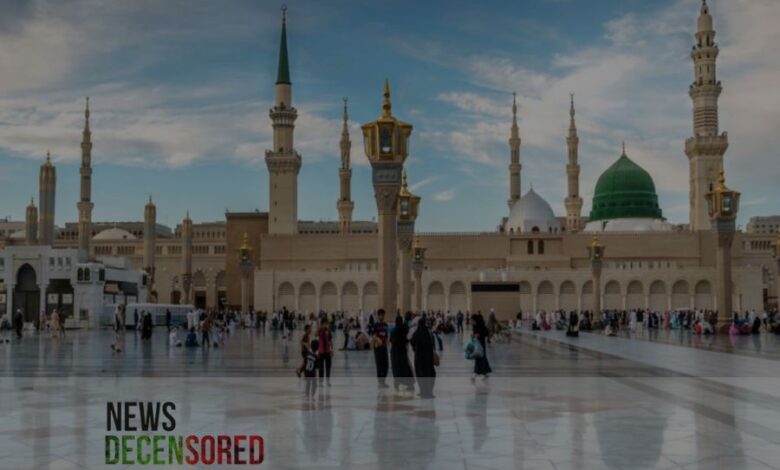 “Madinah's historical mosques and tourist spots that captivate visitors”