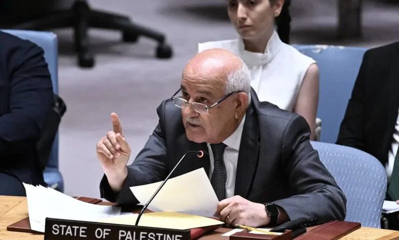 The United Nations General Assembly has passed a resolution demanding Israel cease the unlawful occupation of Palestinian territories