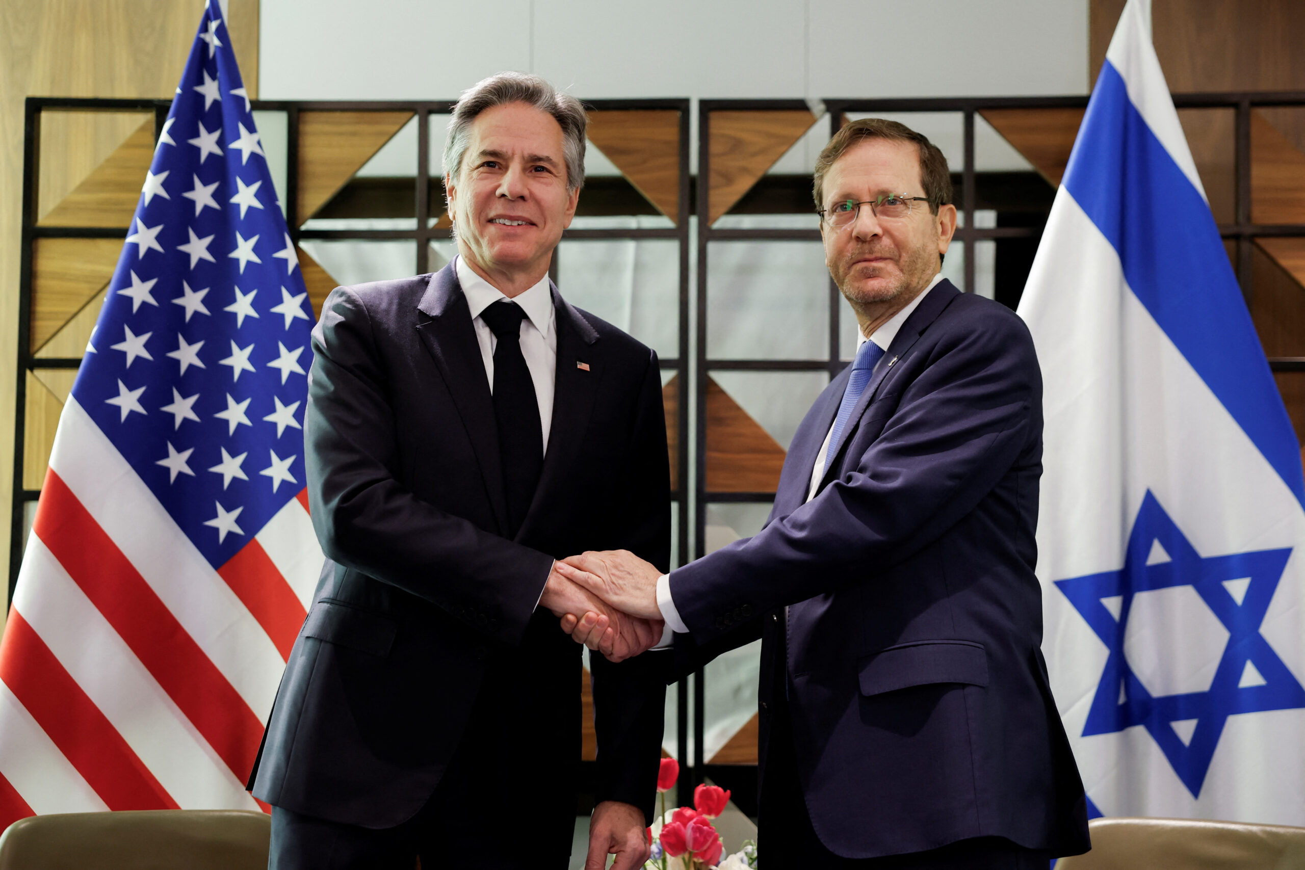 US Top Diplomat Warns Israel Over Gaza Aid